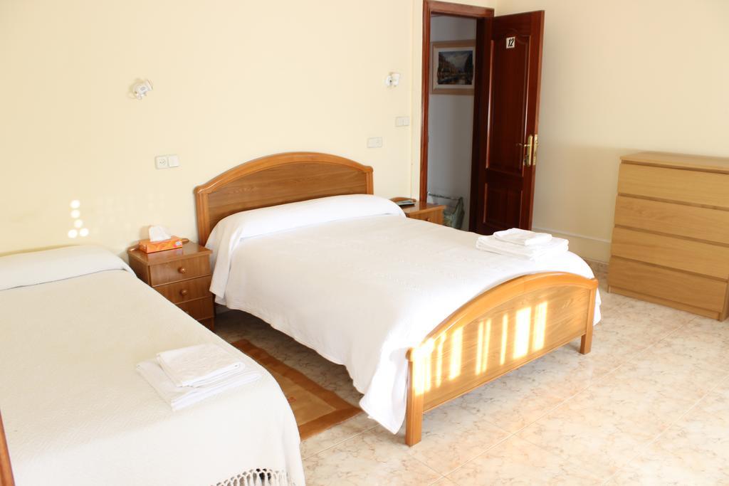 O Cruceiro Hotel Пуентедеуме Стая снимка